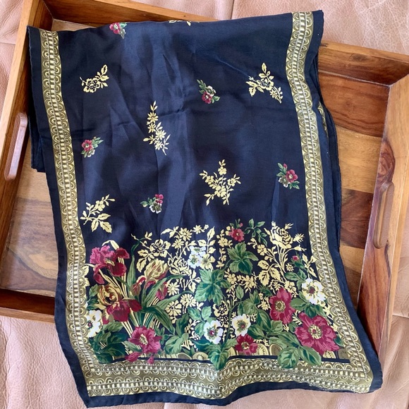 Smithsonian Silk Scarf - Picture 1 of 5